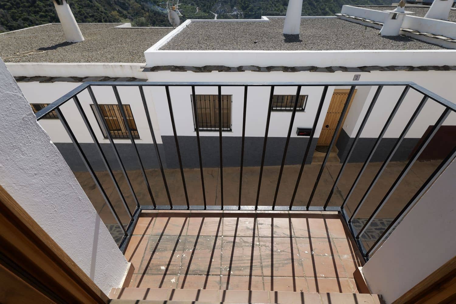 4 bedroom Townhouse for sale in Picena with garage - € 59,700 (Ref: 9741467)