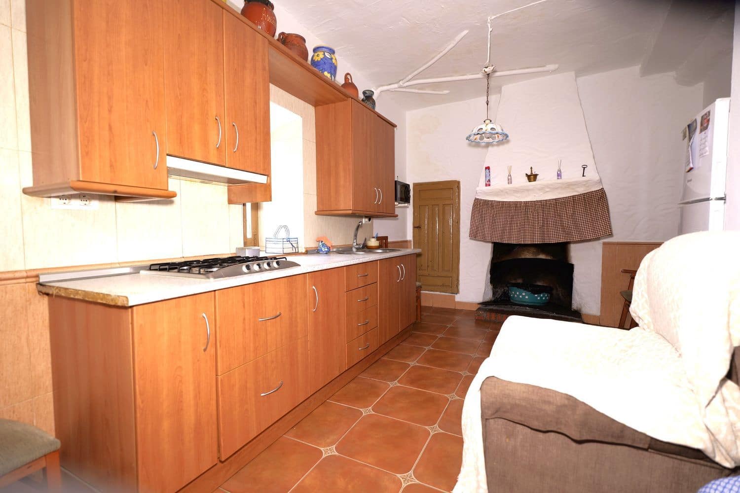 6 bedroom Townhouse for sale in Lobras with garage - € 79,000 (Ref: 9764893)