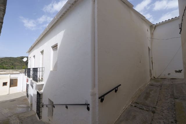 6 slaapkamer Huis te koop in Lobras met garage - € 79.000 (Ref: 9764893)