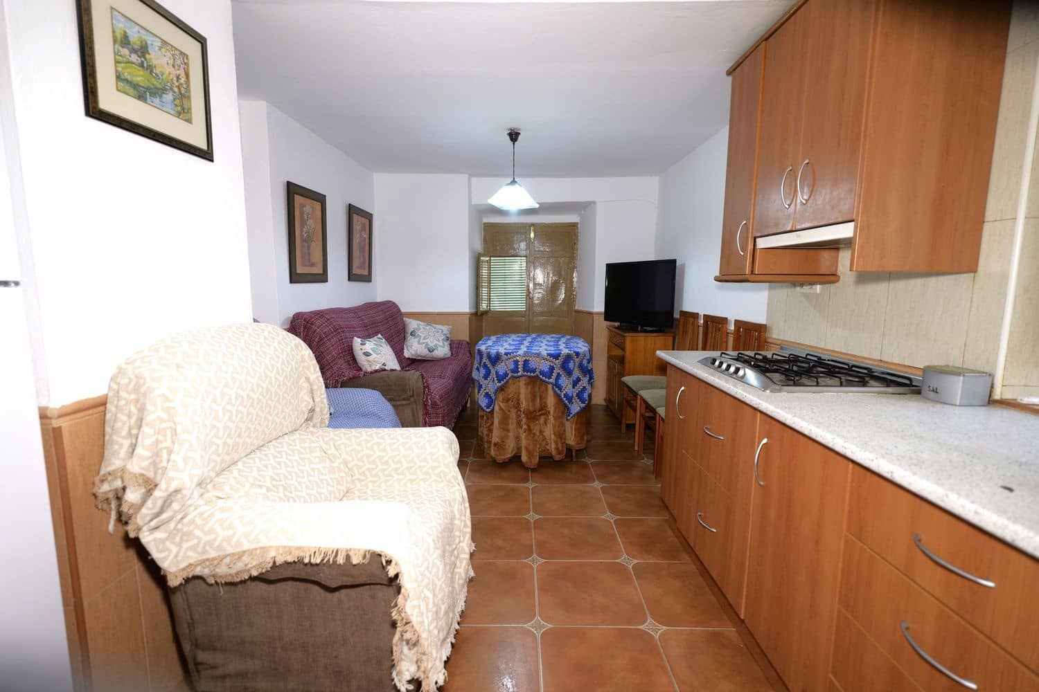 6 bedroom Townhouse for sale in Lobras with garage - € 79,000 (Ref: 9764893)