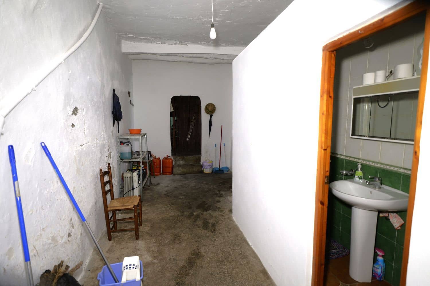 6 bedroom Townhouse for sale in Lobras with garage - € 79,000 (Ref: 9764893)