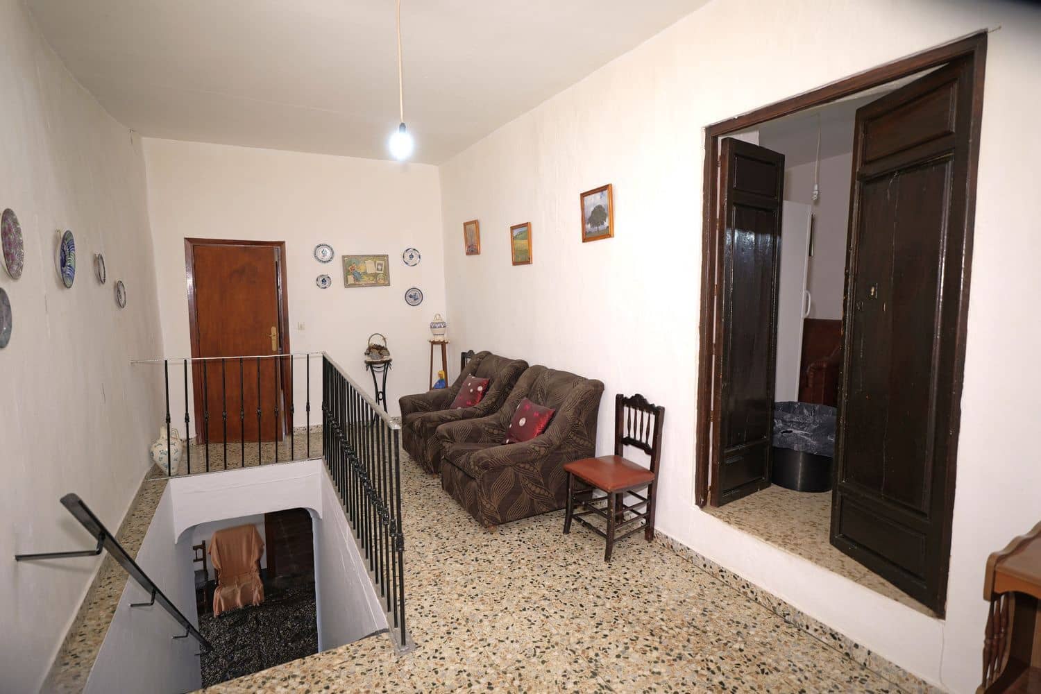 6 bedroom Townhouse for sale in Lobras with garage - € 79,000 (Ref: 9764893)