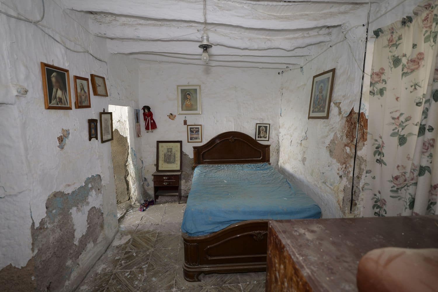 3 bedroom Townhouse for sale in Turon with garage - € 19,500 (Ref: 9805961)