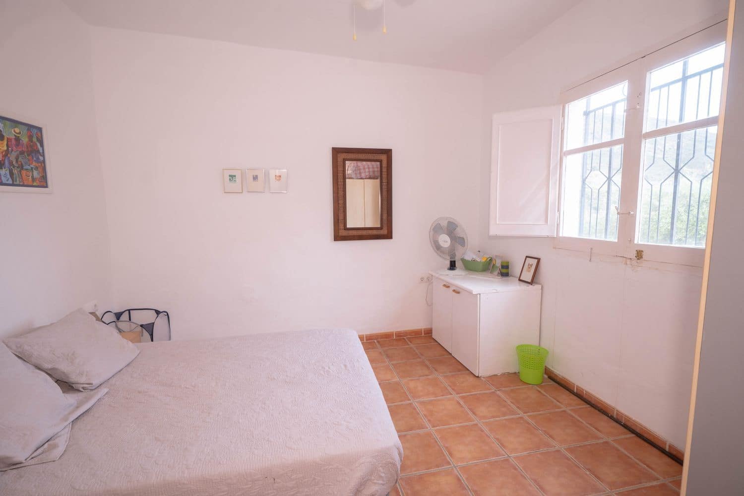 5 soveværelse Villa til salg i Almeria by med swimmingpool garage - € 160.000 (Ref: 9805962)