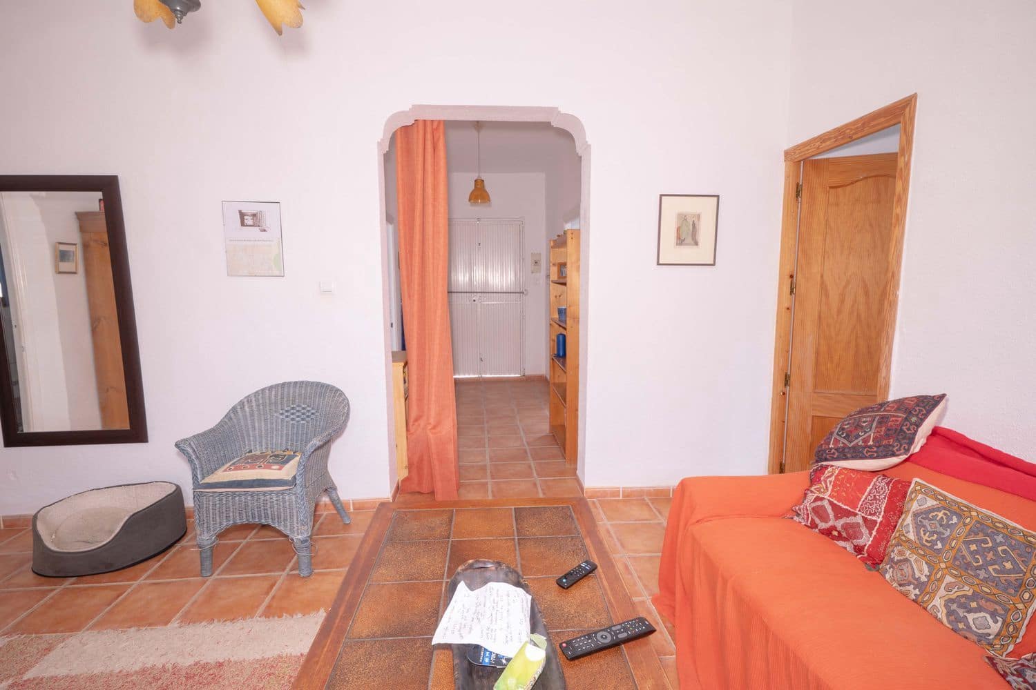 5 soveværelse Villa til salg i Almeria by med swimmingpool garage - € 160.000 (Ref: 9805962)