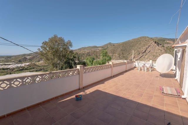 5 soveværelse Villa til salg i Almería by med swimmingpool garage - € 160.000 (Ref: 9805962)