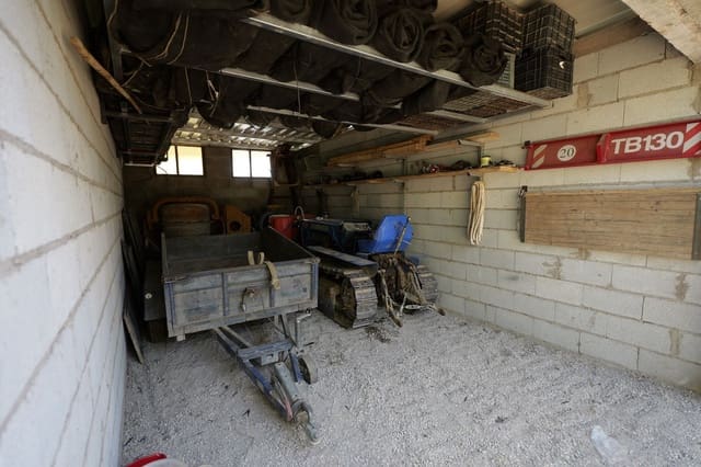 Quinta/Casa Rural para venda em Ugíjar com garagem - 59 000 € (Ref: 9888634)