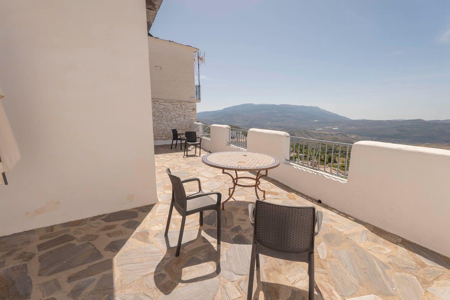 3 bedroom Townhouse for sale in Nevada with garage - € 137,500 (Ref: 9888635)