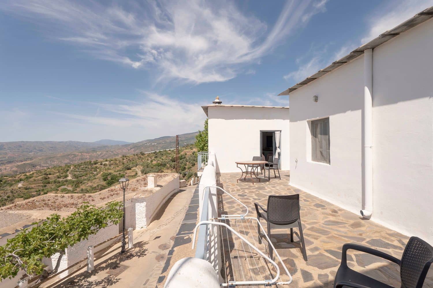 3 bedroom Townhouse for sale in Nevada with garage - € 137,500 (Ref: 9888635)
