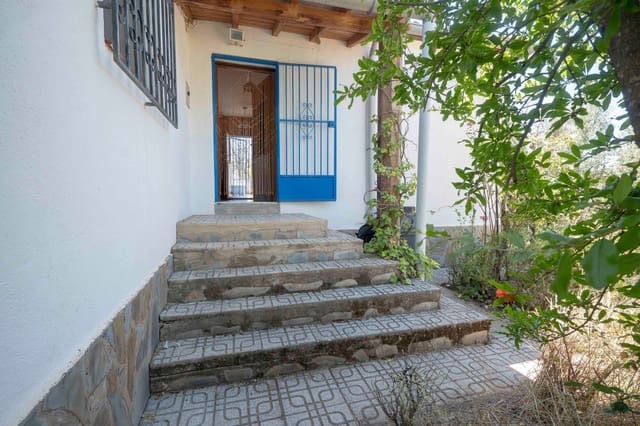 6 bedroom Villa for sale in Válor with pool garage - € 190,000 (Ref: 9893658)