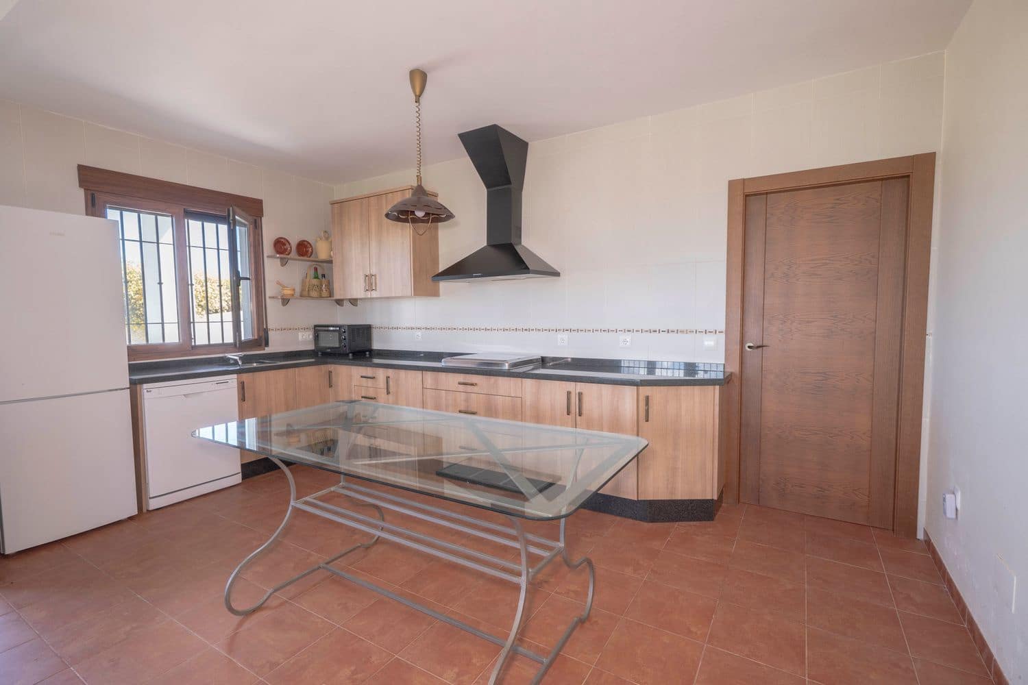 3 bedroom Villa for sale in Murtas with pool garage - € 350,000 (Ref: 9893659)