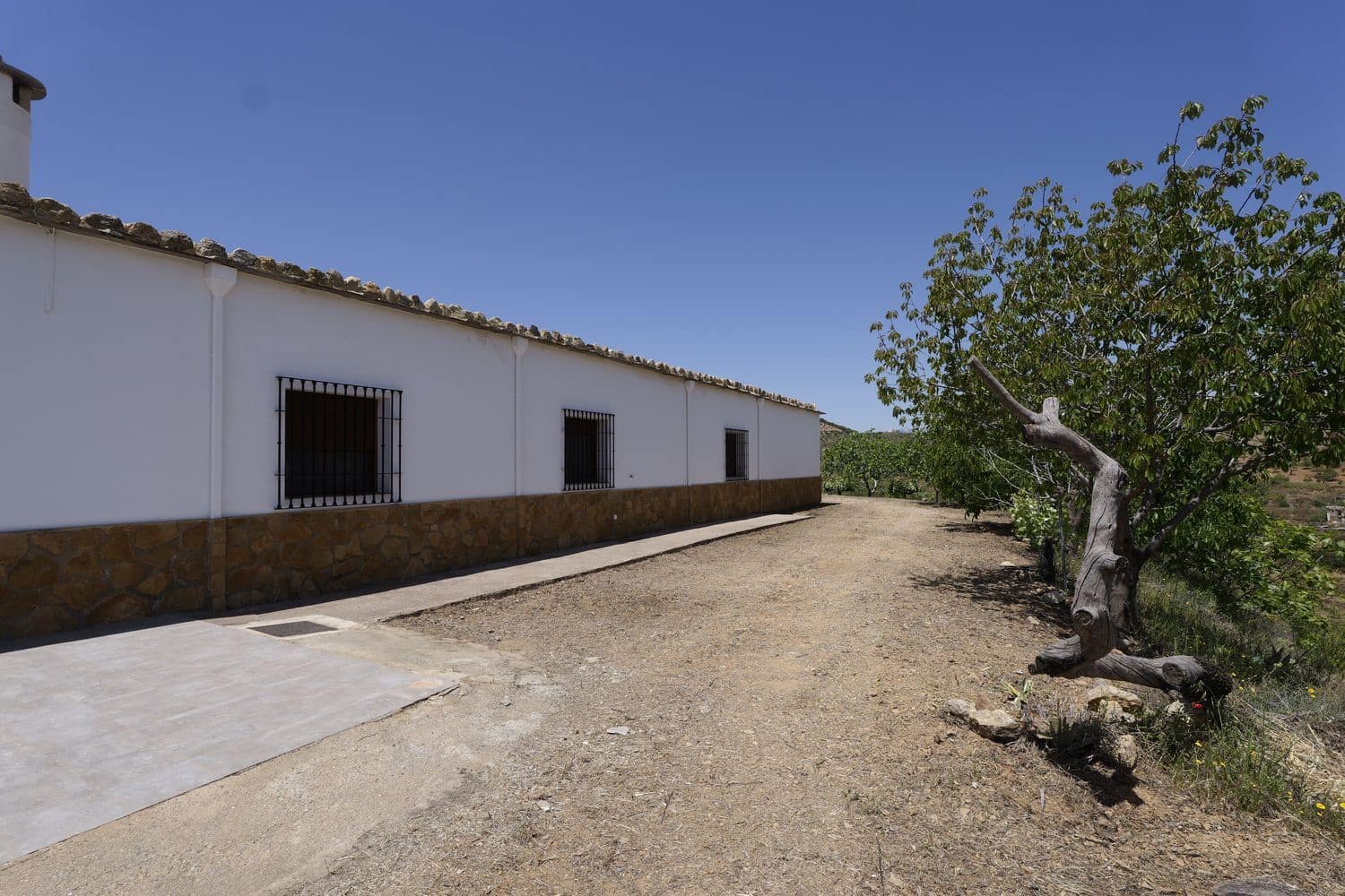 3 bedroom Villa for sale in Murtas with pool garage - € 350,000 (Ref: 9893659)