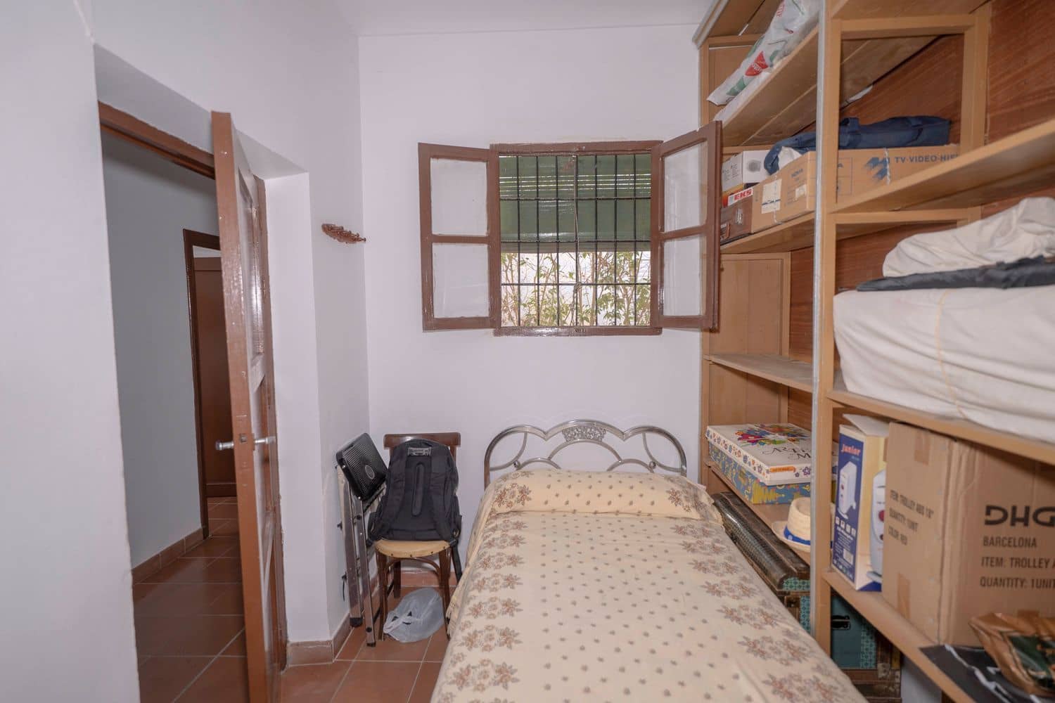4 sovrum Lägenhet till salu i Ugijar med garage - 99 700 € (Ref: 9912432)