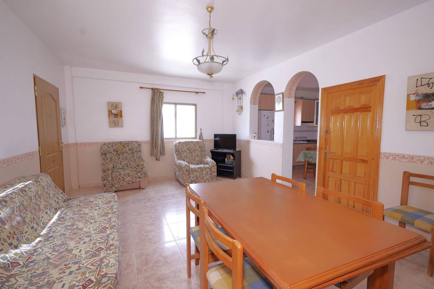 2 soveværelse Finca/Landehus til salg i Granada by med garage - € 85.000 (Ref: 9990156)