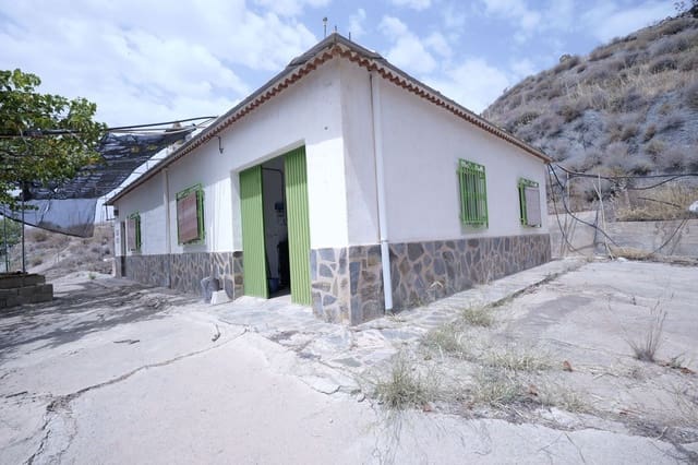 2 soveværelse Finca/Landehus til salg i Granada by med garage - € 85.000 (Ref: 9990156)