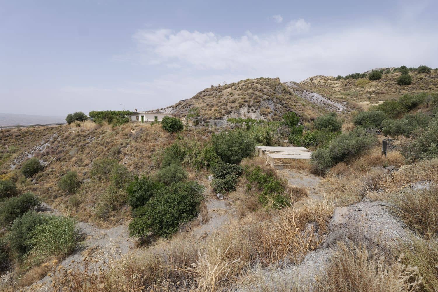 2 soveværelse Finca/Landehus til salg i Granada by med garage - € 85.000 (Ref: 9990156)