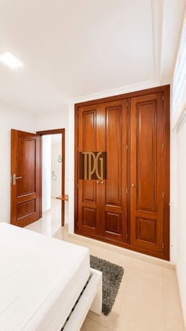 1 sovrum Lägenhet till salu i Arona - 273 000 € (Ref: 10030280)