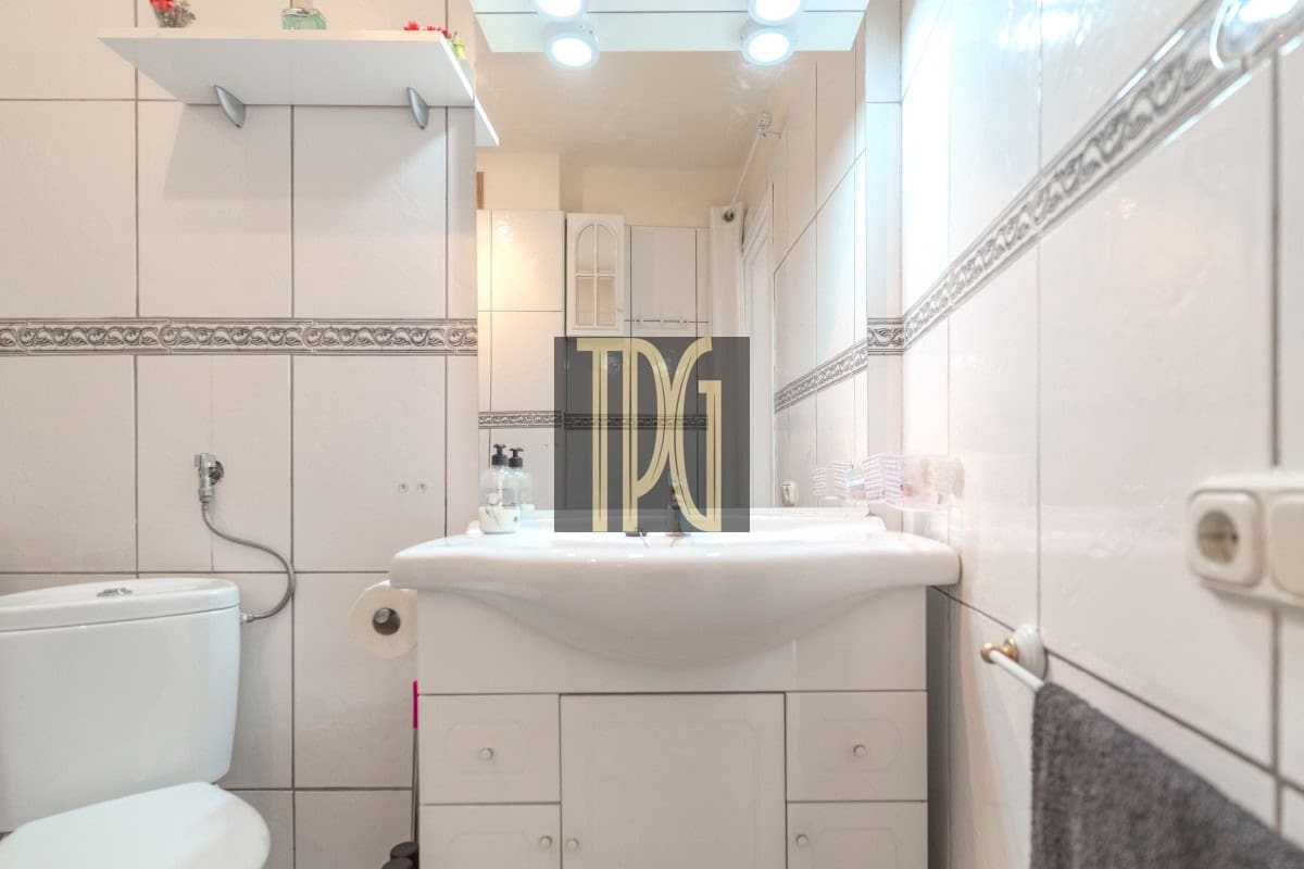 Appartement te koop in San Eugenio met zwembad - € 210.000 (Ref: 10114557)