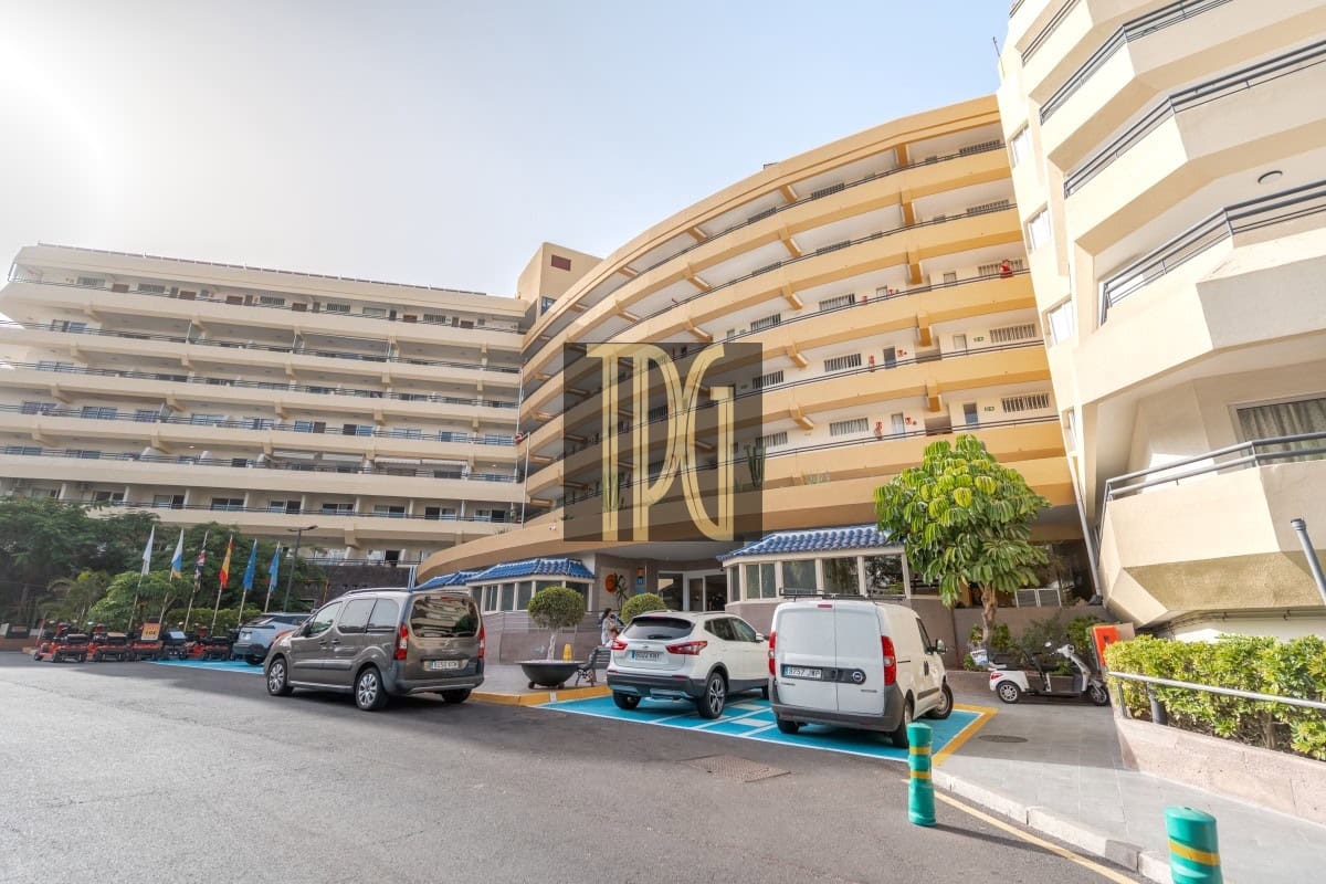 Appartement te koop in San Eugenio met zwembad - € 210.000 (Ref: 10114557)