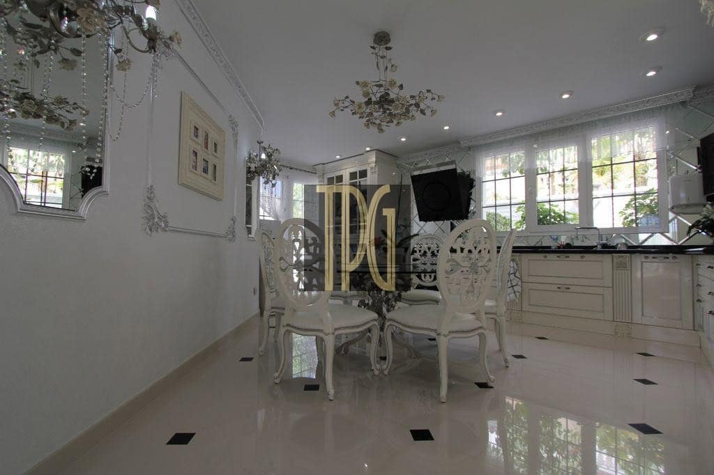 6 bedroom Villa for sale in Costa Adeje - € 4,500,000 (Ref: 8459493)