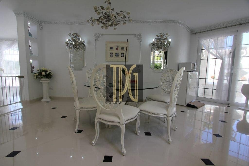 6 bedroom Villa for sale in Costa Adeje - € 4,500,000 (Ref: 8459493)