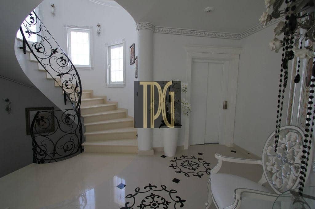 6 bedroom Villa for sale in Costa Adeje - € 4,500,000 (Ref: 8459493)