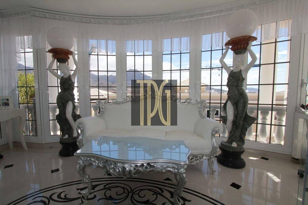 6 bedroom Villa for sale in Costa Adeje - € 4,500,000 (Ref: 8459493)