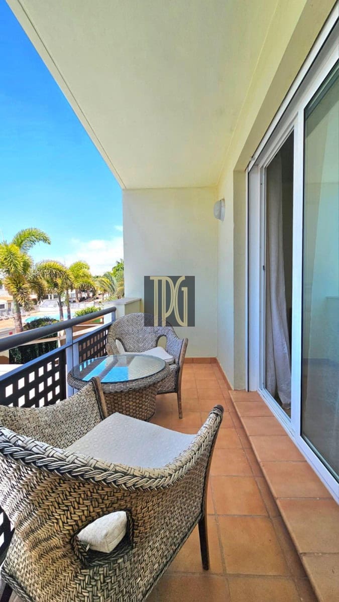 3 soveværelse Semi-Rækkehus til salg i Costa Adeje - € 590.000 (Ref: 8670074)