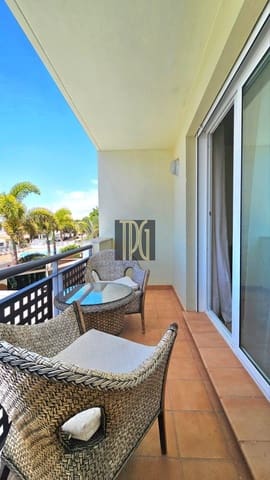 3 quarto Moradia Geminada para venda em Costa Adeje, Adeje - 590 000 € (Ref: 8670074)