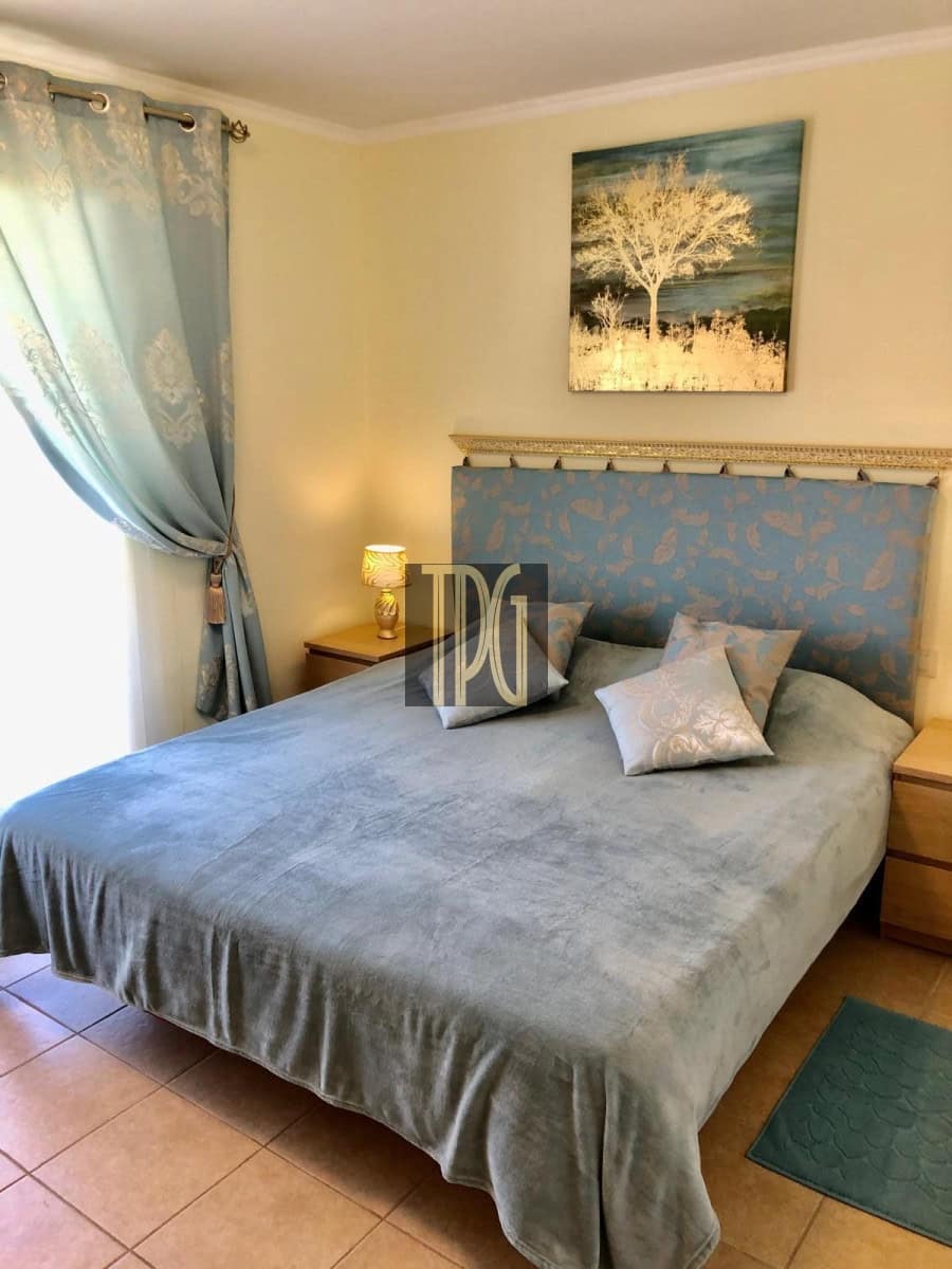 3 soveværelse Semi-Rækkehus til salg i Costa Adeje - € 590.000 (Ref: 8670074)