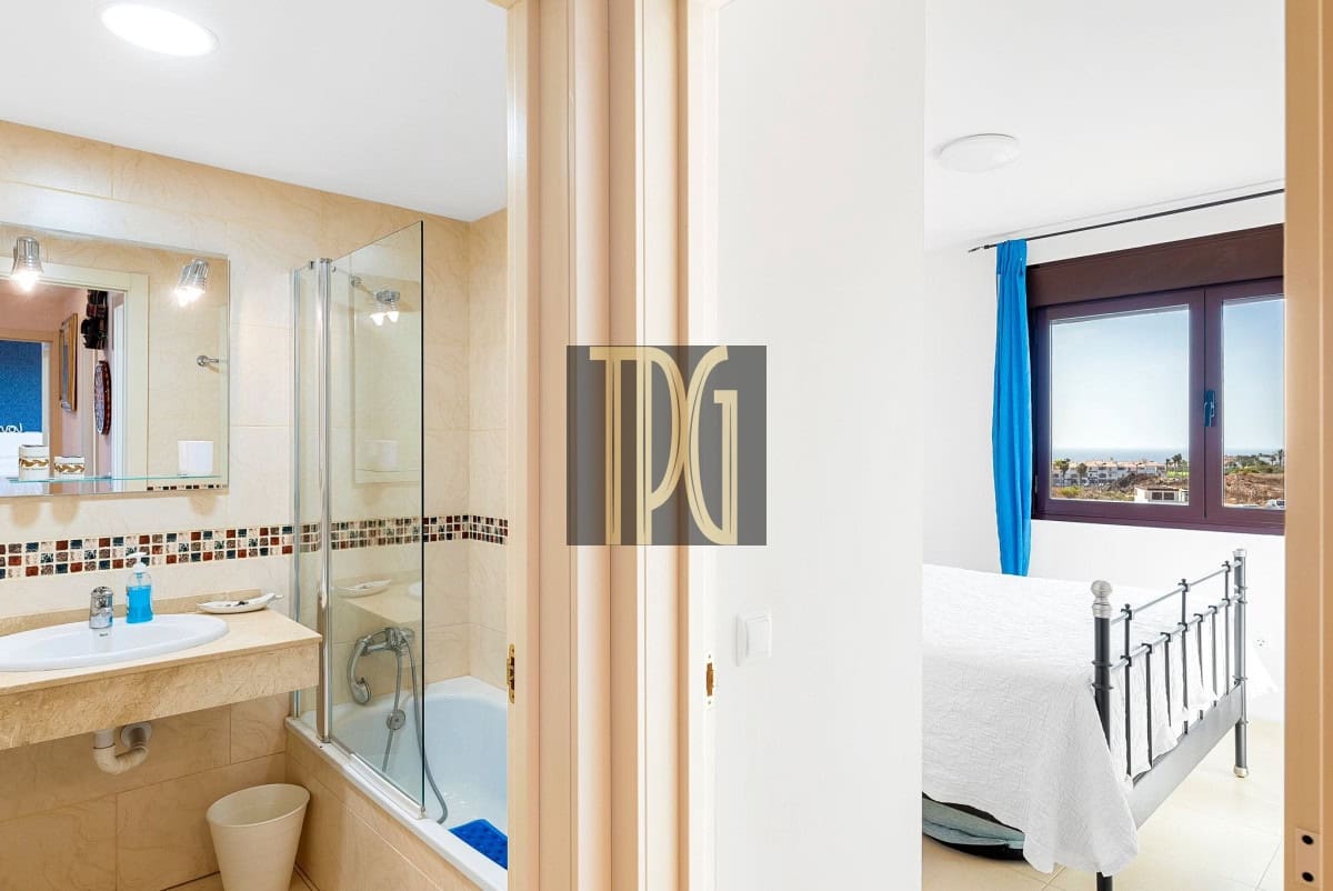 3 quarto Apartamento para venda em Amarilla Golf - 389 000 € (Ref: 8795563)