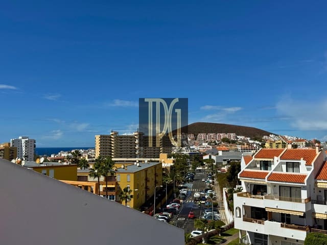 2 soverom Leilighet til salgs i Los Cristianos, Arona - € 450 000 (Ref: 8856762)