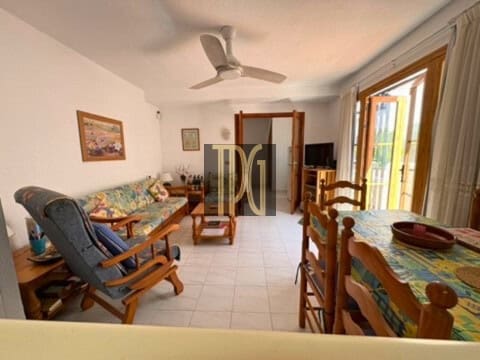 2 bedroom Apartment for sale in Los Cristianos - € 275,000 (Ref: 8889096)