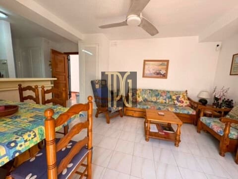 2 soverom Leilighet til salgs i Los Cristianos, Arona - € 275 000 (Ref: 8889096)