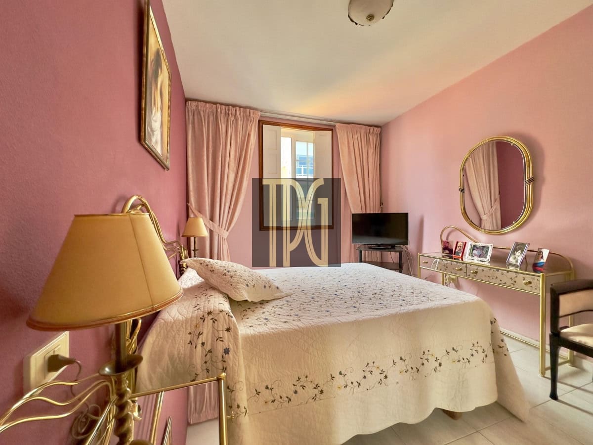 3 soveværelse Byhus til salg i Arona - € 399.900 (Ref: 9106319)