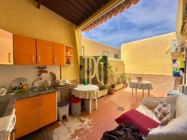 3 slaapkamer Huis te koop in Arona - € 399.900 (Ref: 9106319)