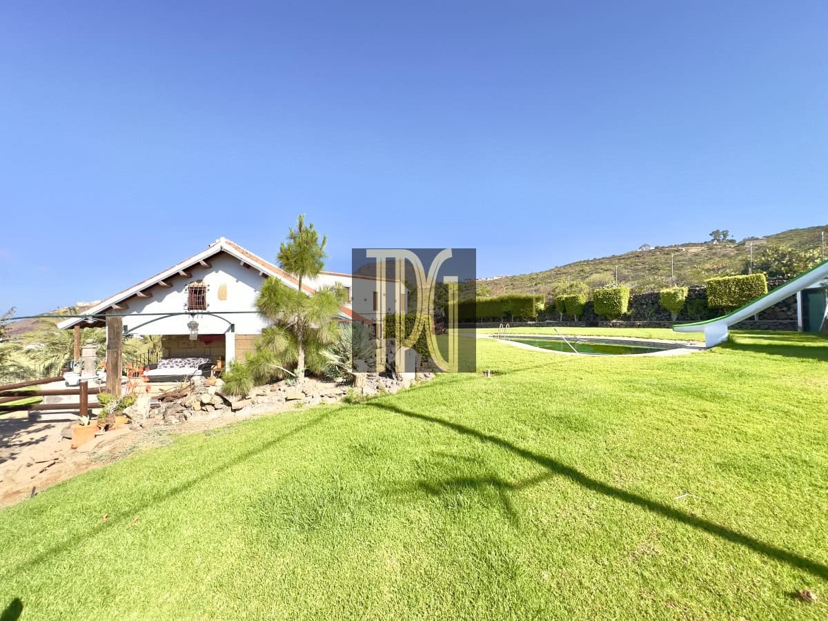4 camera da letto Villa in vendita in La Camella - 2.000.000 € (Rif: 9107073)