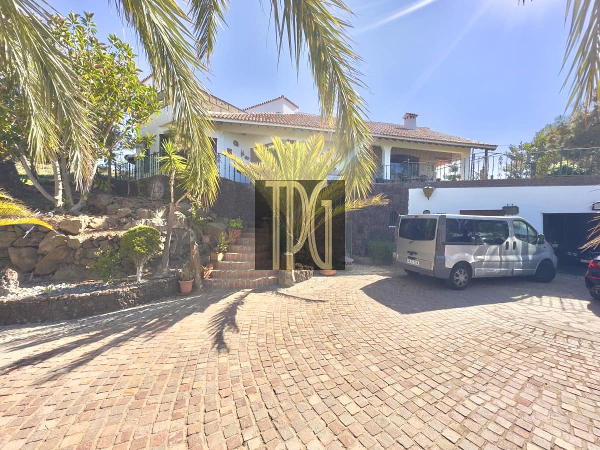 4 camera da letto Villa in vendita in La Camella - 2.000.000 € (Rif: 9107073)