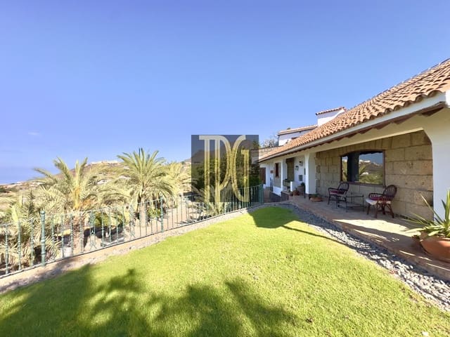 4 camera da letto Villa in vendita in La Camella, Arona - 2.000.000 € (Rif: 9107073)