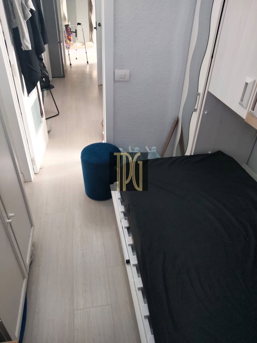 2 bedroom Apartment for sale in Los Cristianos - € 350,000 (Ref: 9183293)