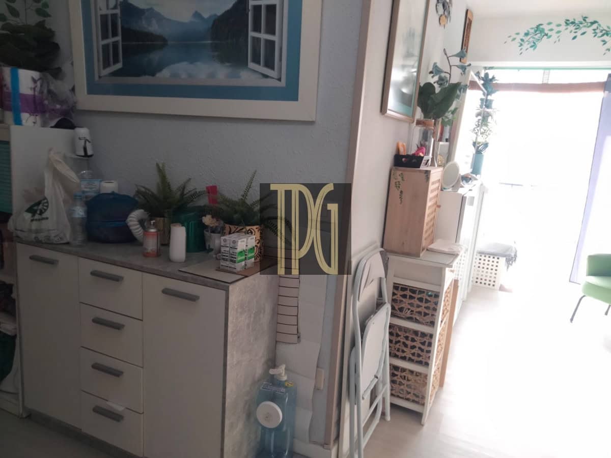 2 bedroom Apartment for sale in Los Cristianos - € 350,000 (Ref: 9183293)