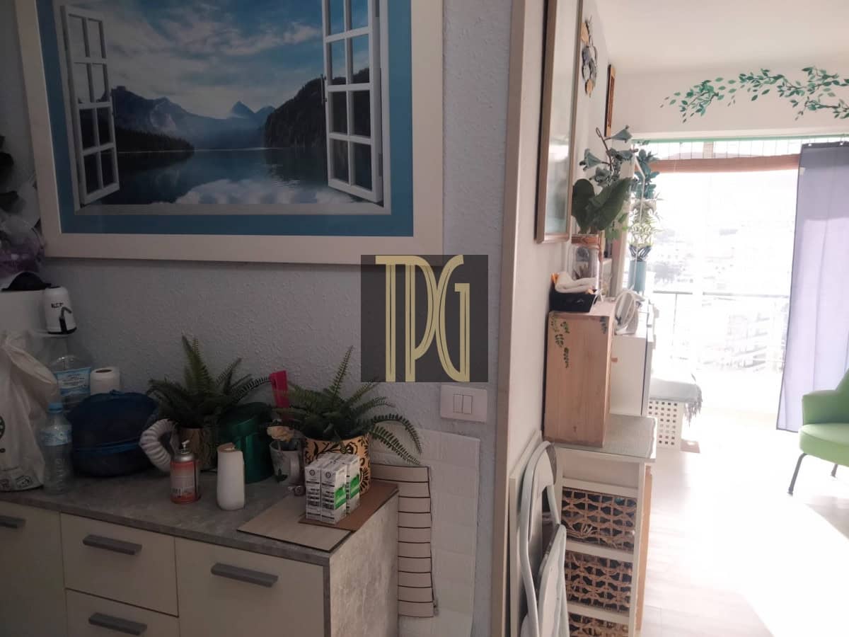 2 bedroom Apartment for sale in Los Cristianos - € 350,000 (Ref: 9183293)