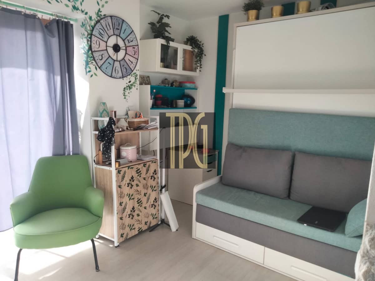 2 bedroom Apartment for sale in Los Cristianos - € 350,000 (Ref: 9183293)