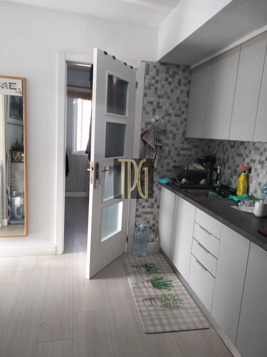 2 bedroom Apartment for sale in Los Cristianos - € 350,000 (Ref: 9183293)