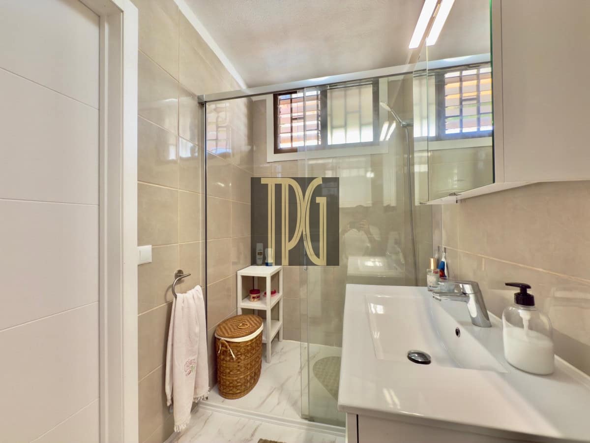 1 bedroom Apartment for sale in Los Cristianos - € 425,000 (Ref: 9185035)