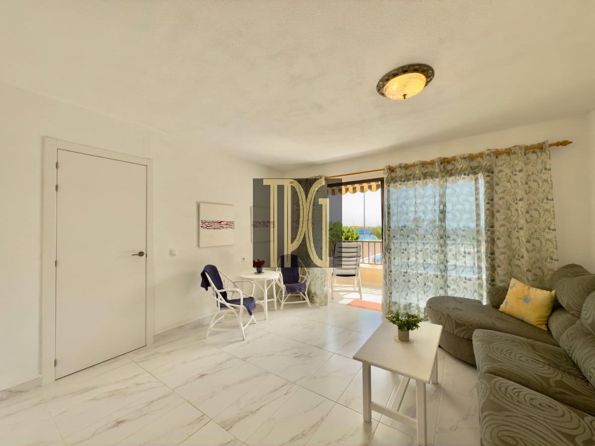 1 bedroom Apartment for sale in Los Cristianos - € 425,000 (Ref: 9185035)