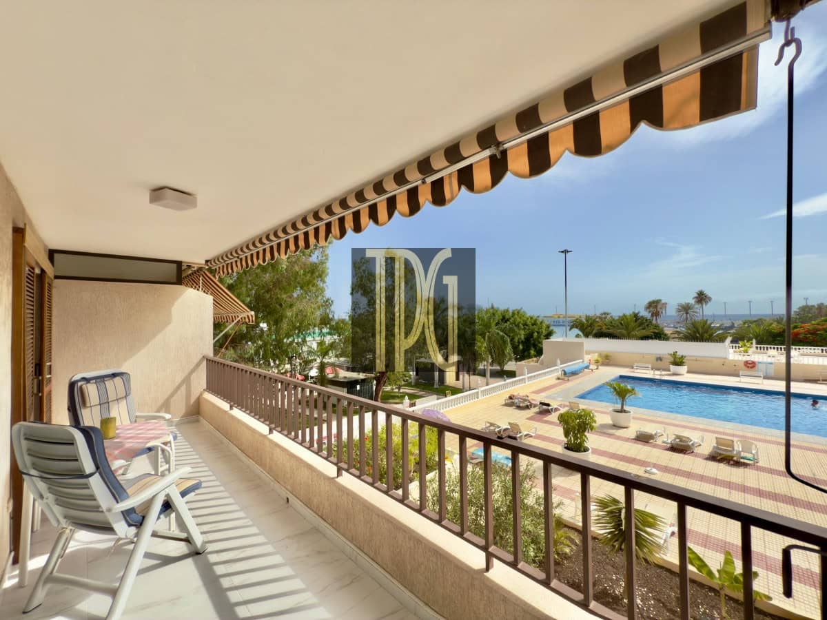 1 bedroom Apartment for sale in Los Cristianos - € 425,000 (Ref: 9185035)