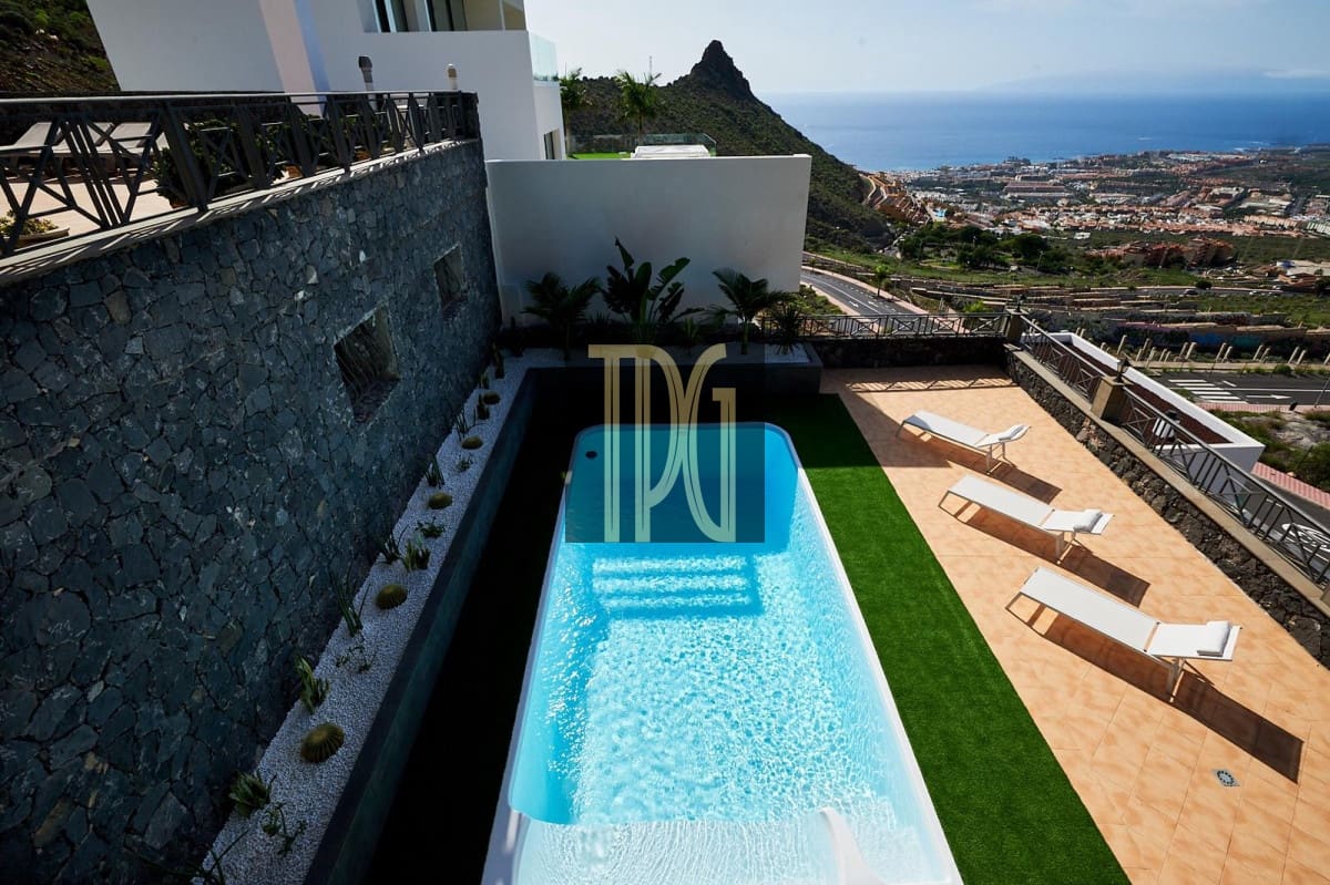 4 soveværelse Villa til salg i Roque del Conde - € 1.595.000 (Ref: 9228267)