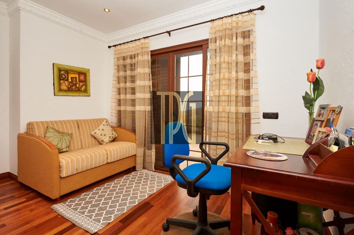 4 soveværelse Villa til salg i Roque del Conde - € 1.595.000 (Ref: 9228267)