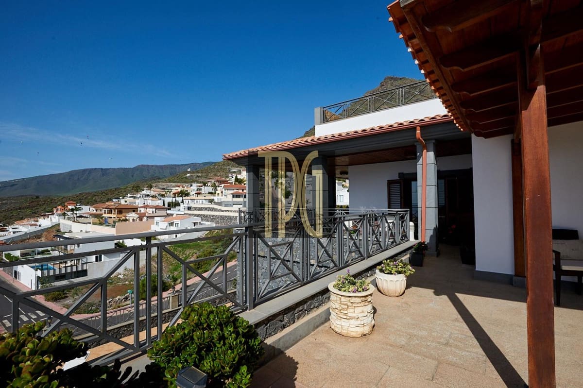 4 soveværelse Villa til salg i Roque del Conde - € 1.595.000 (Ref: 9228267)